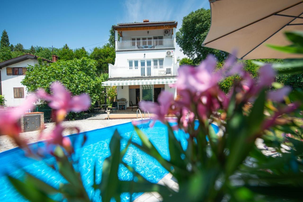Villa Kosor Spring بلاغاي المظهر الخارجي الصورة